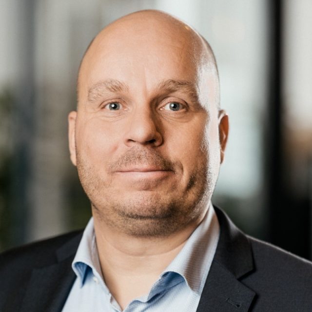 https://www.sourcingit.dk/wp-content/uploads/2022/10/Soeren-640x640.jpg